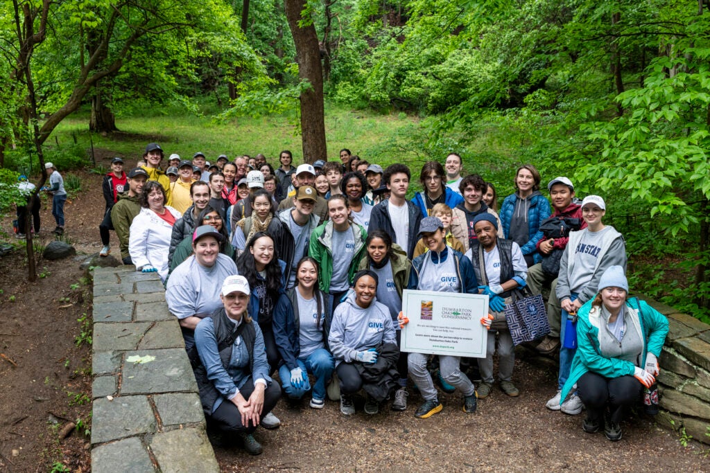 Williams volunteering at alumni Hoyas Give Baxa event