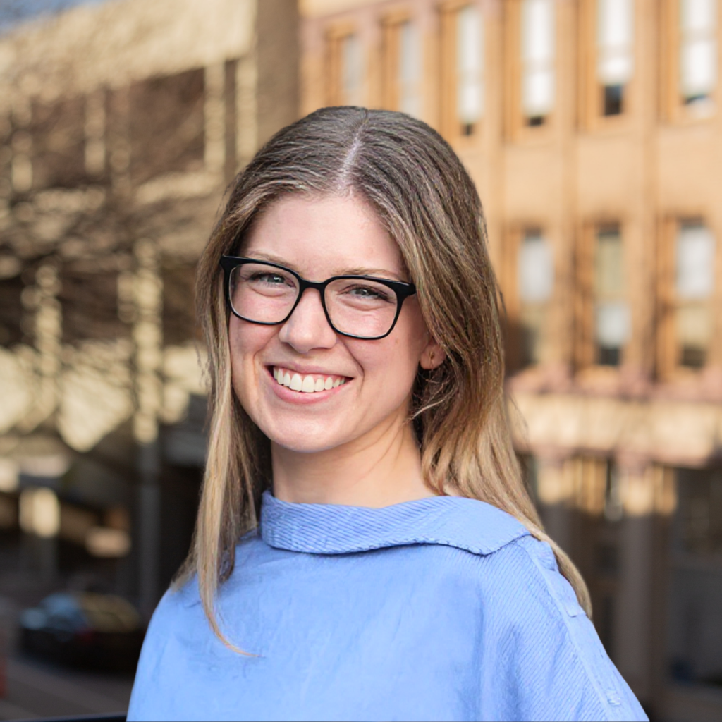 A headshot of Aubrey Wieberg.